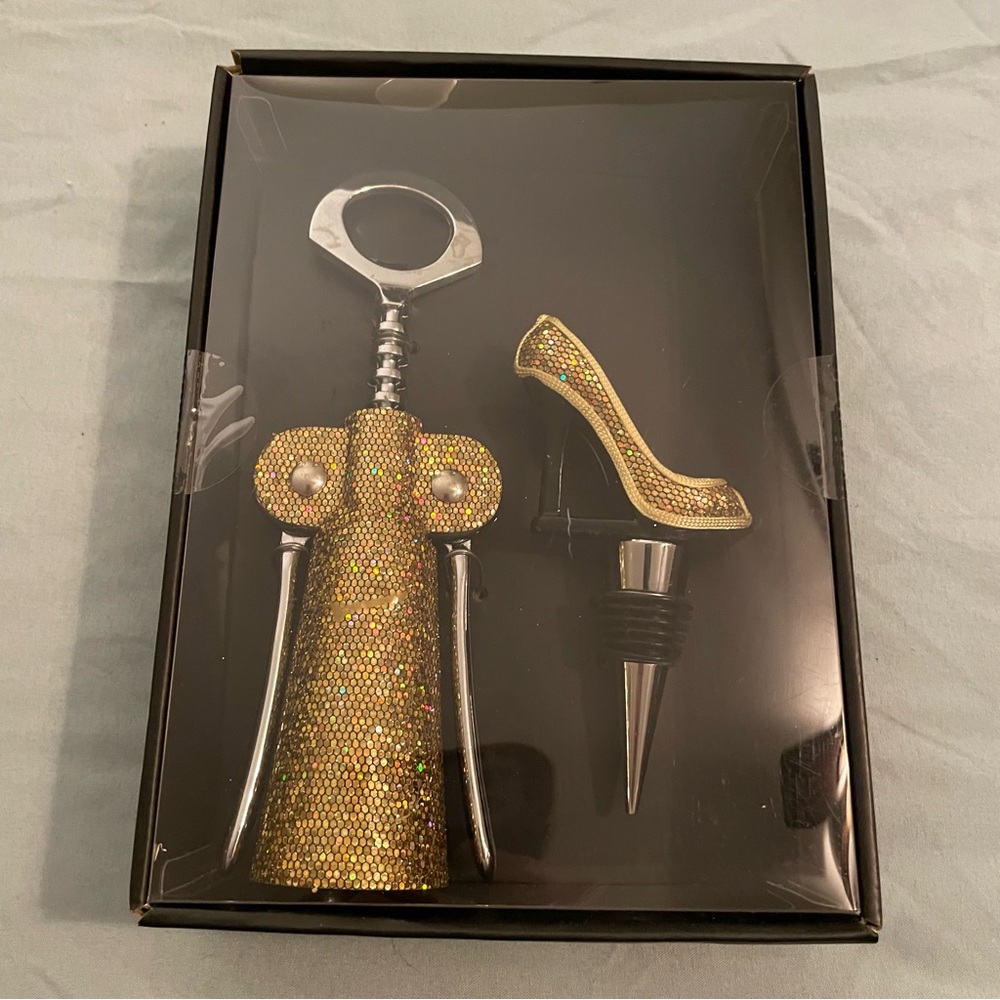 NWT bebe Gold Sparkle Stone Corkscrew & Fashion Stiletto Stopper Set